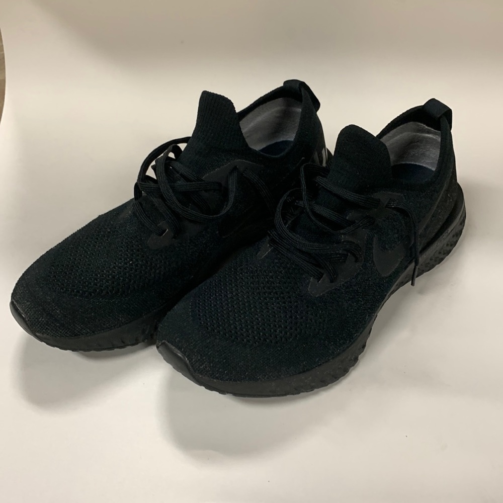 Nike Flyknit React 1
